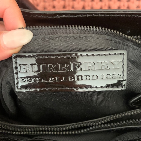 Burberry Black and Gray Checkered Shoulder Bag - Picture 8 of 10